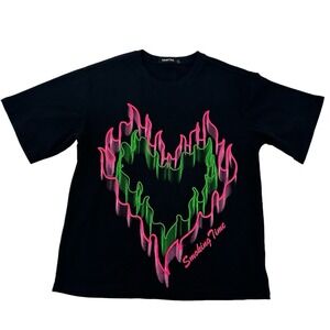 Vamtac Women's Size S Black Heart Flame Graphic T Shirt Smoken Heart Artsy Comfy